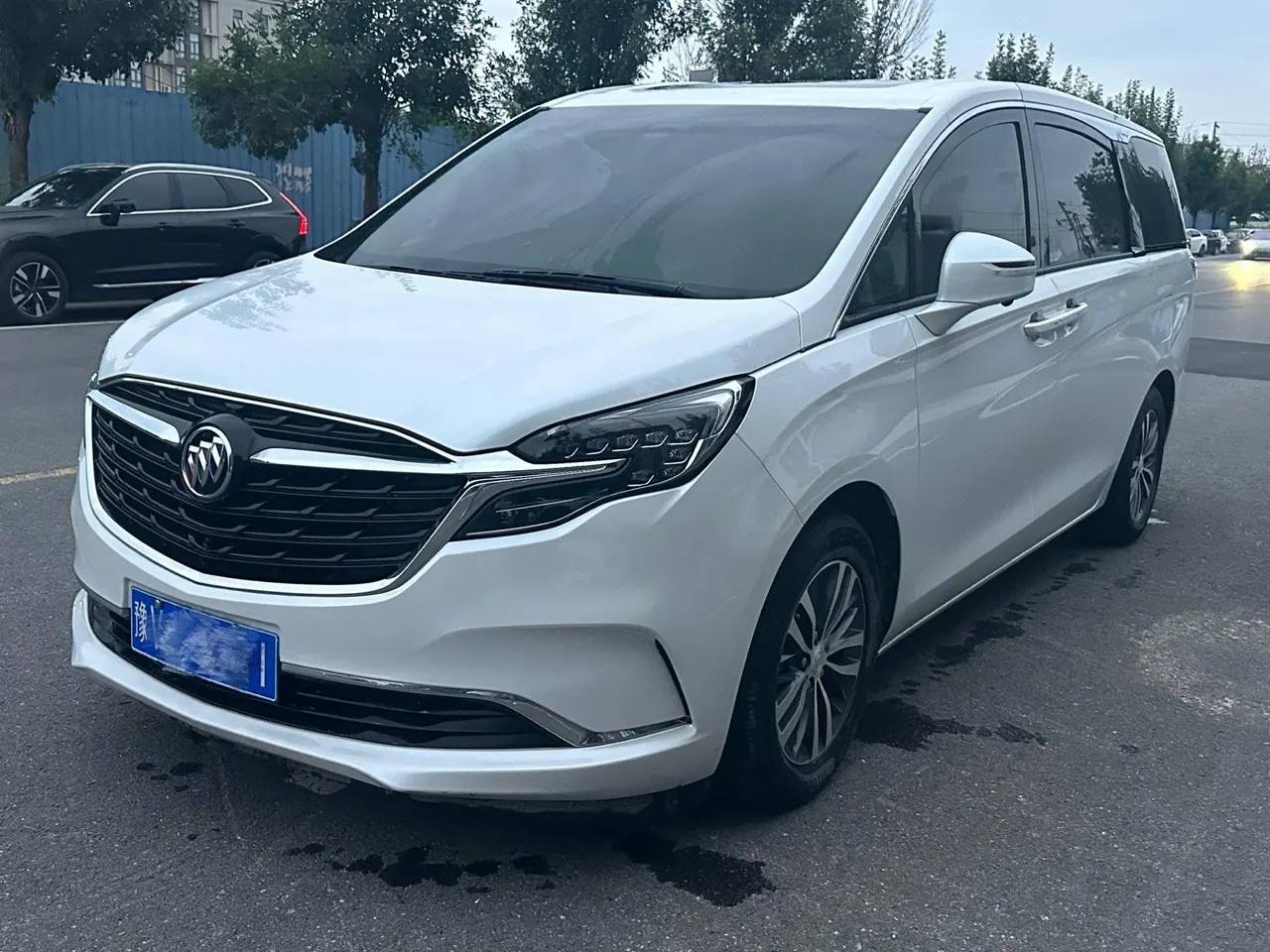 Open image lightbox: Buick 2021 GL8 ES Lu Zun 2.0T 653T Comfortable Automatic Gear