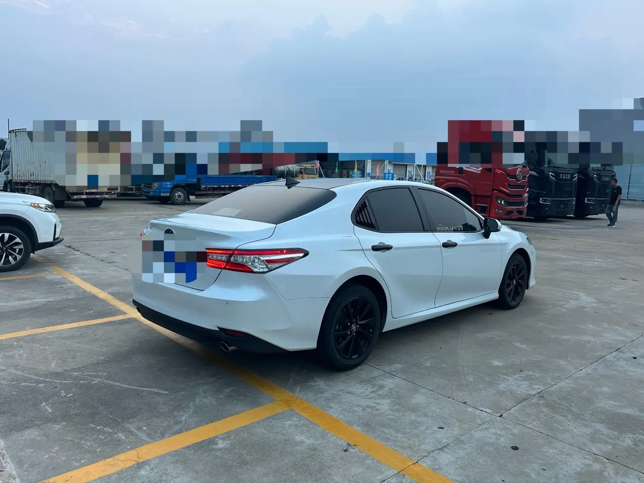Toyota 2021 Camry 2.0G Stepless Deluxe Edition Automatic Gear 9