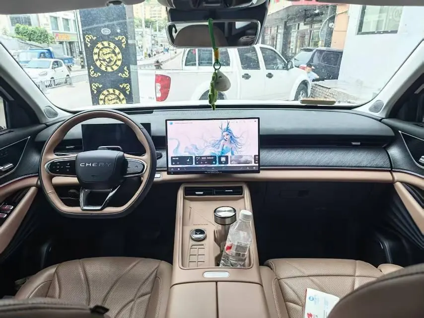 Chery 2025 Ruihu 8 PLUS 2.0TGDI 390TGDI Ring Tower Champion Edition Automatic Gear 4
