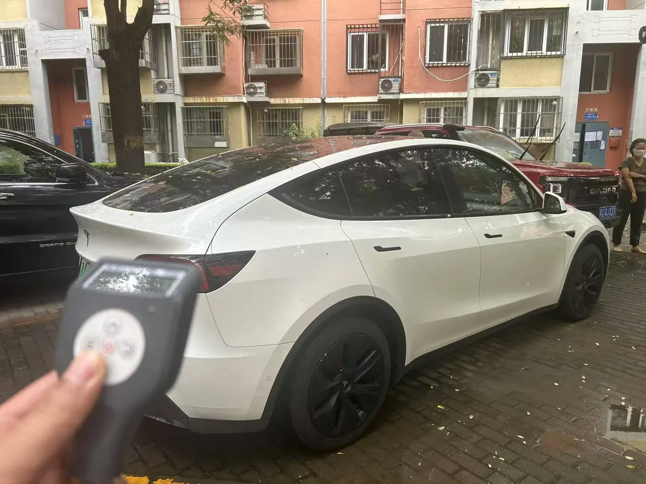 Tesla 2023 Model Y rear-wheel drive version automatic transmission 2