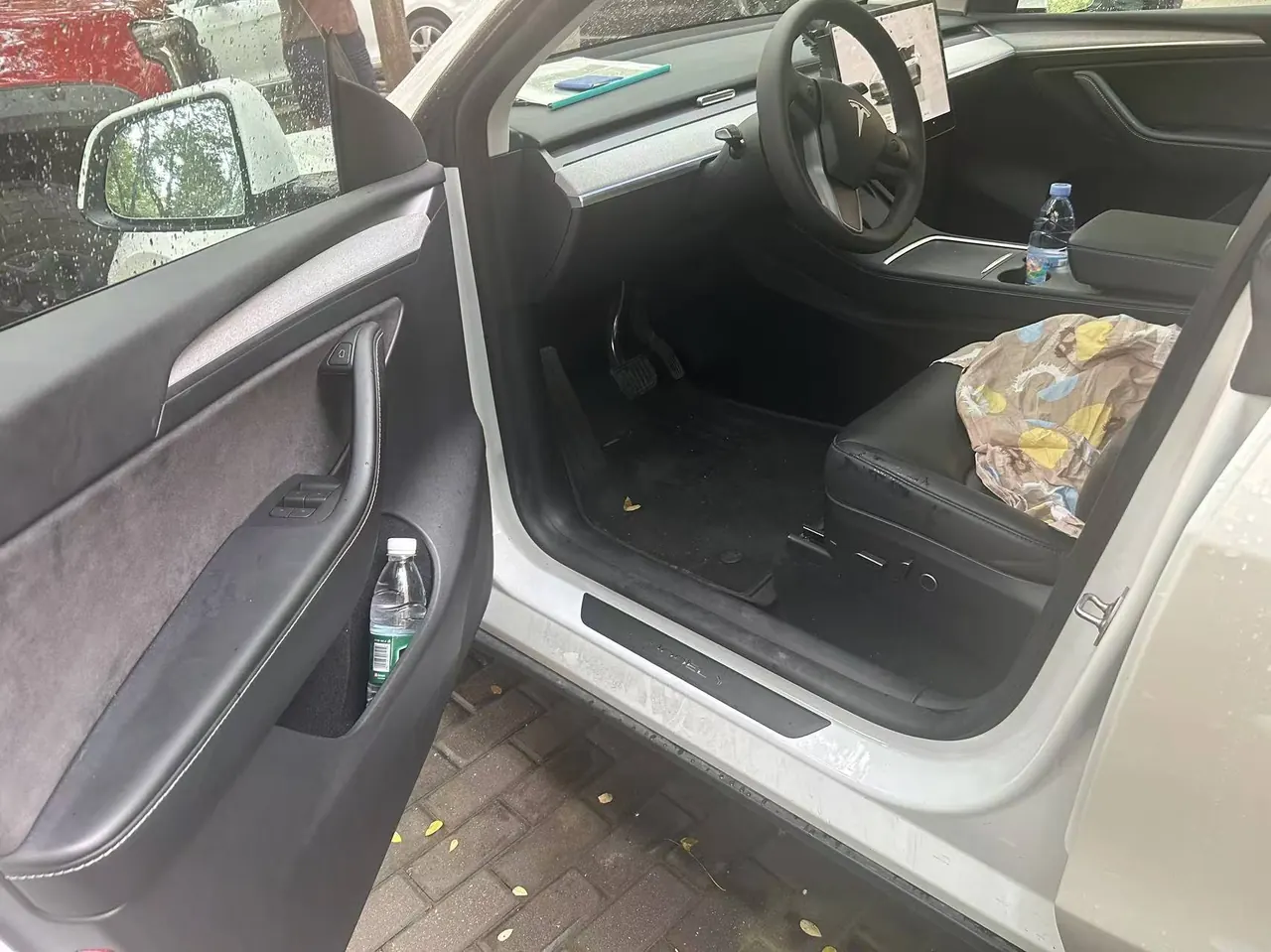 Tesla 2023 Model Y rear-wheel drive version automatic transmission 3