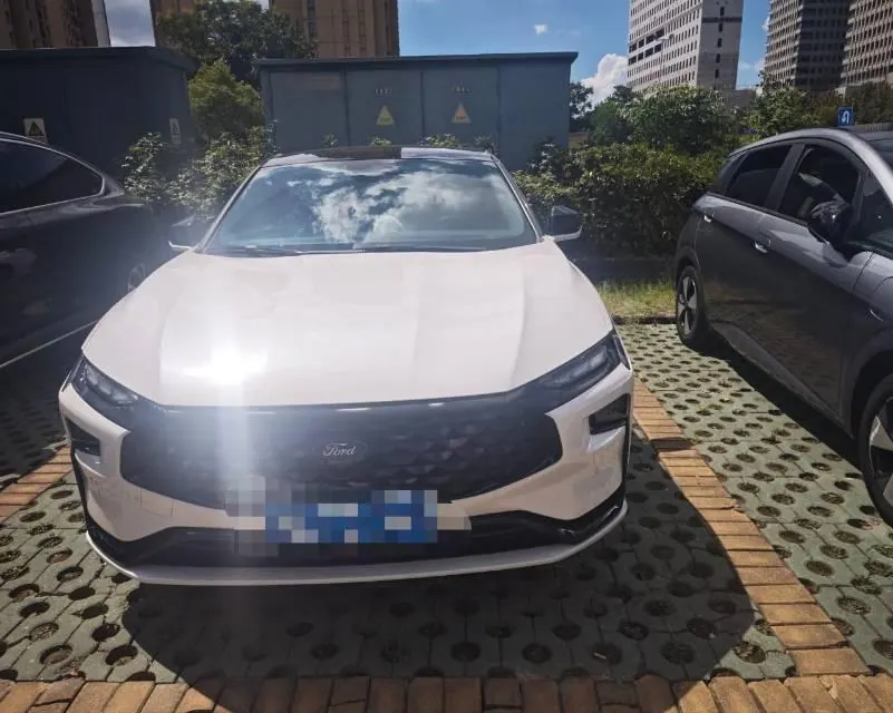 Ford 2022 Mondeo 2.0T EcoBoost 245 ST-Line (modified) automatic gear 4
