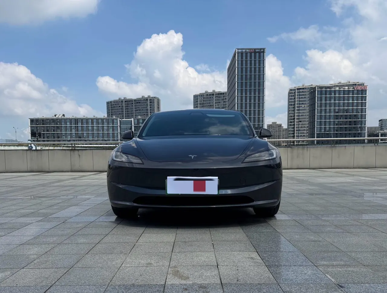 Tesla 2022 Model 3 rear-wheel drive version of automatic transmission 3