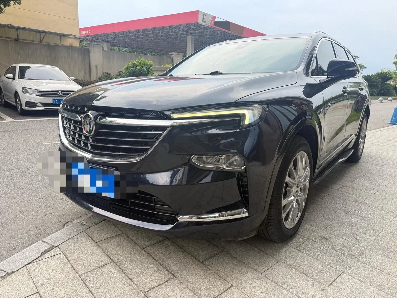 Buick 2022 Angke Flag 48V 2.0T 652T Four-wheel Drive Enjoy Flagship Automatic Gear - View 1