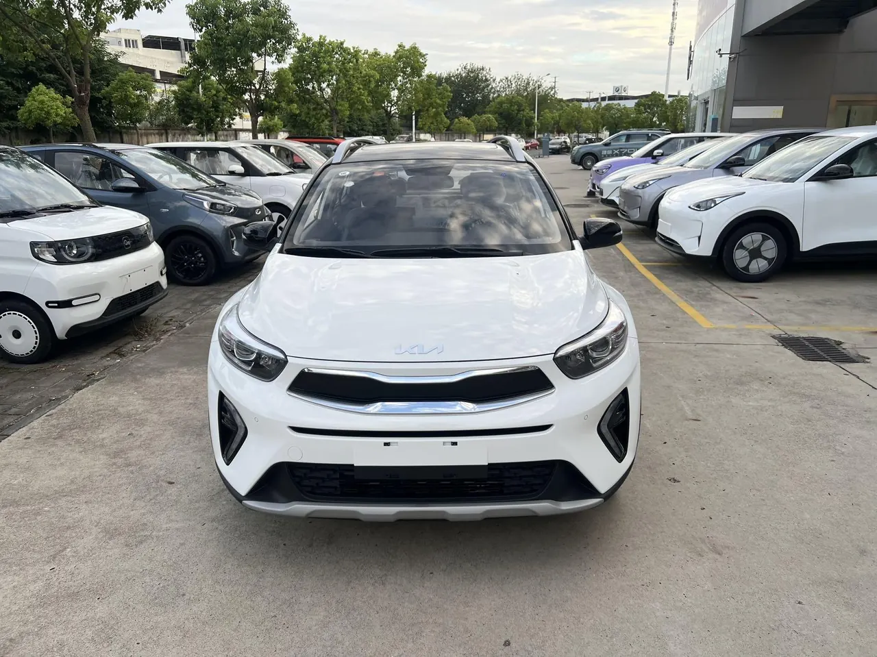Kia 2026 Yi Run 1.4 Stepless Sunroof Edition Automatic Gear 2