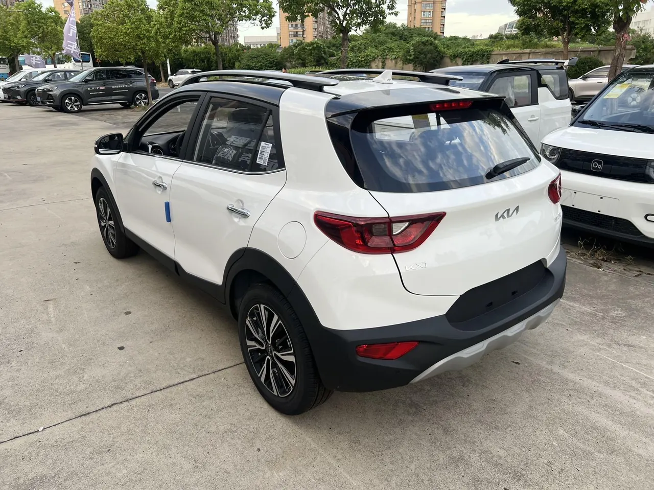 Kia 2026 Yi Run 1.4 Stepless Sunroof Edition Automatic Gear 9