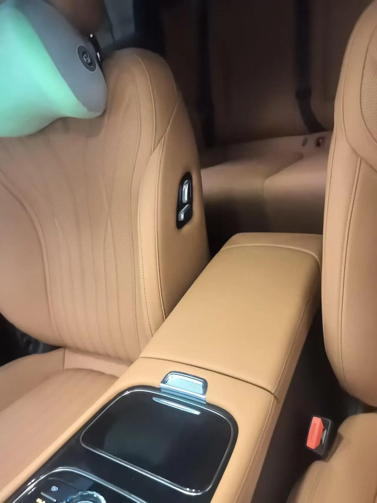 Geely Galaxy 2026 star shine 7 EM-i 1.5 220km four-wheel drive star shine version automatic gear 5