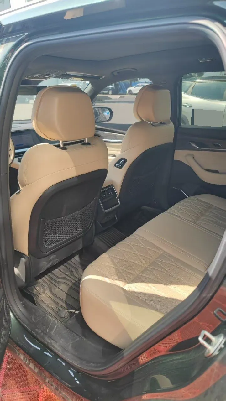 Geely 2025 XingyueL (Monjaro) 2.0TD Oriental Obsidian 4WD full-moon version automatic gear 5