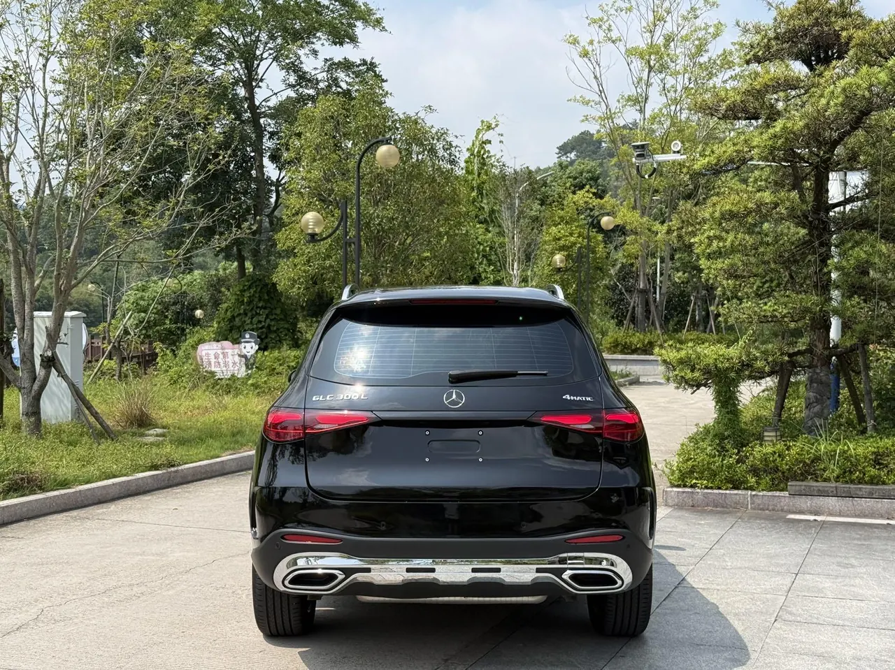 Mercedes Benz 2025 GLC 300 L 4MATIC 48V 2.0T Dynamic 5-seat (Modified) Automatic Gear 12