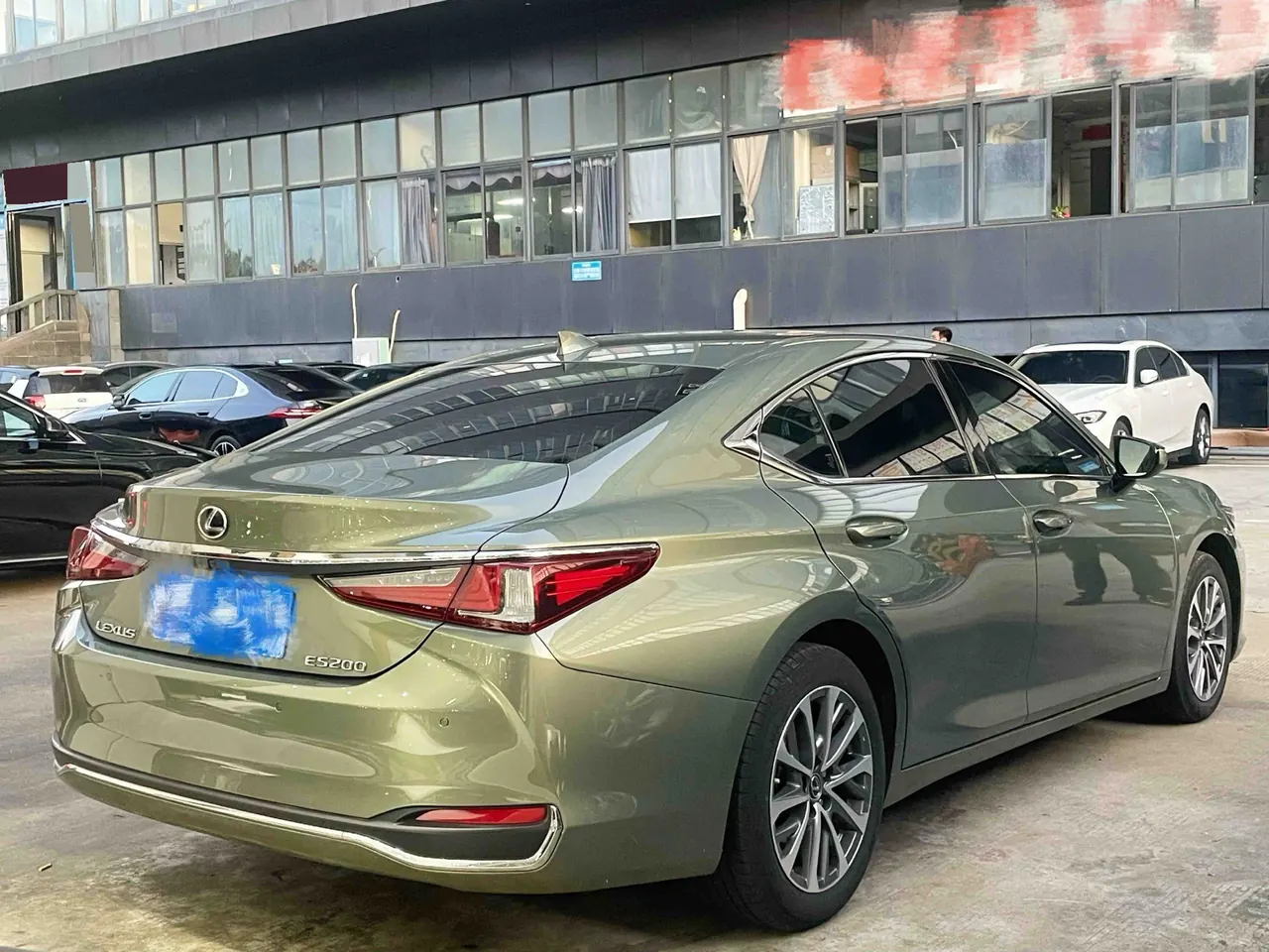 Lexus ES (Imported) 2022 ES200 2.0 Stepless Premium Edition Automatic Gear 6