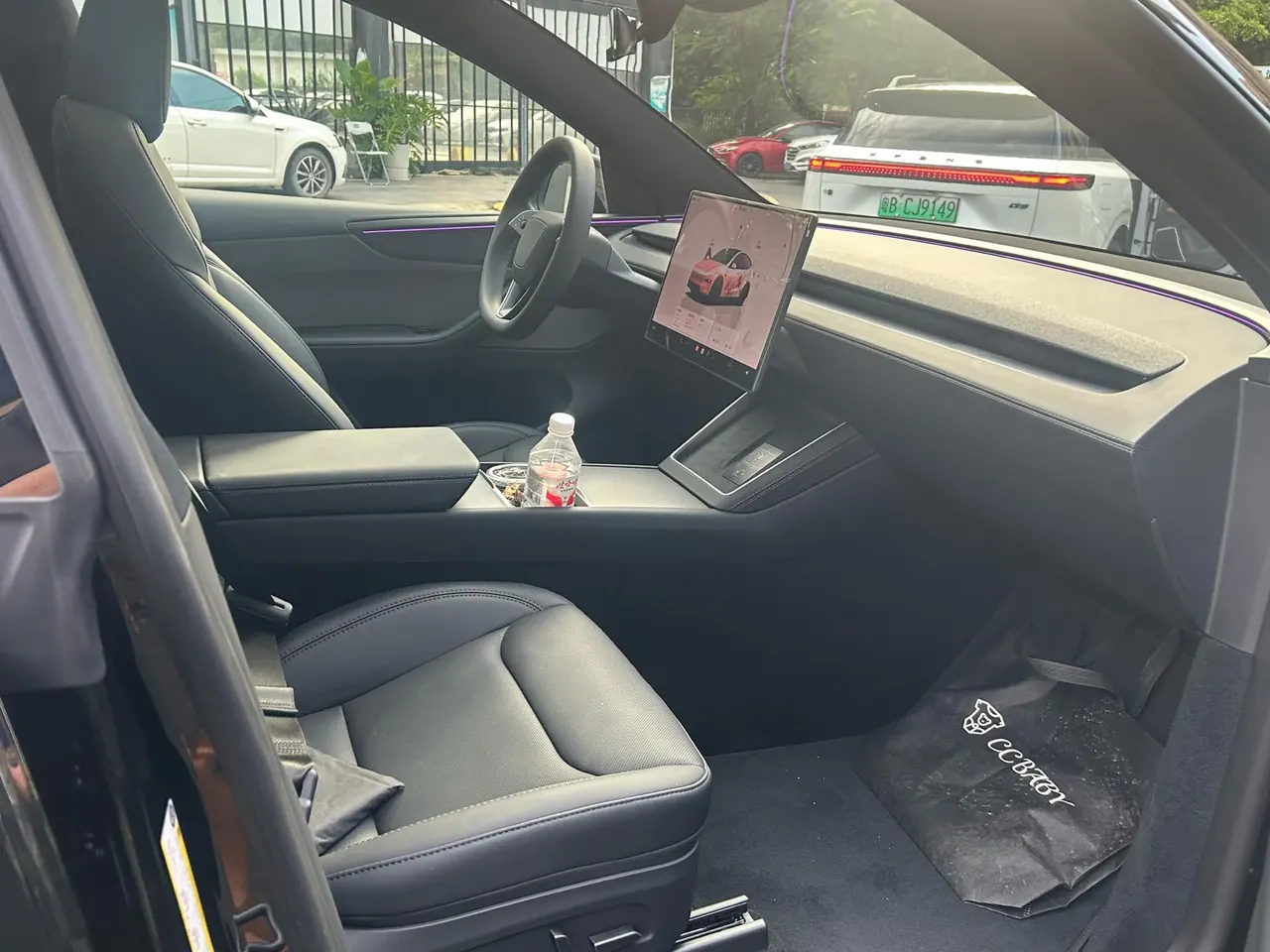 Tesla 2026 Model Y Rear-Wheel-Drive Automatic 4