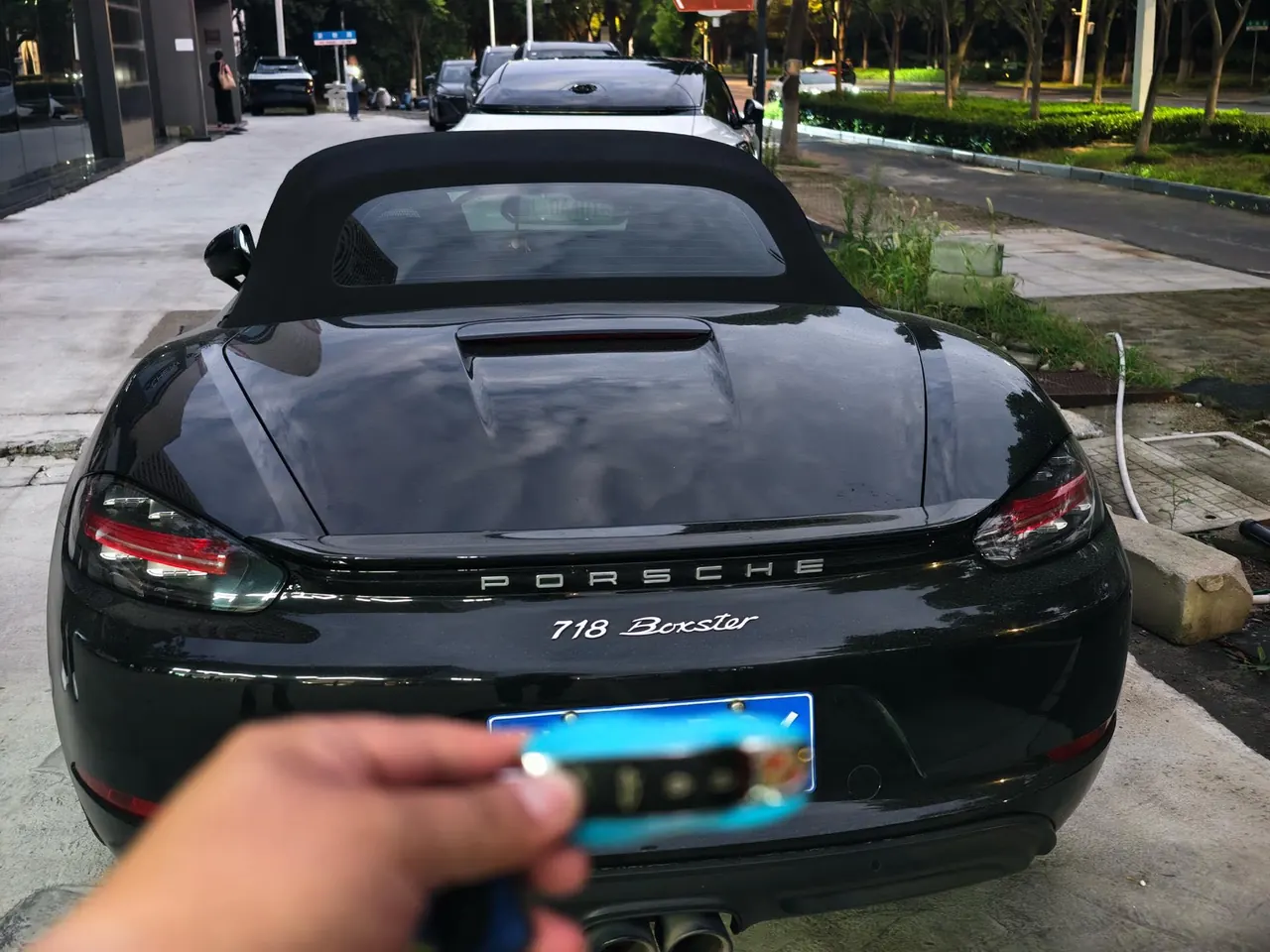 Porsche 718 (Imported) 2022 718 Boxer 2.0T Automatic 6