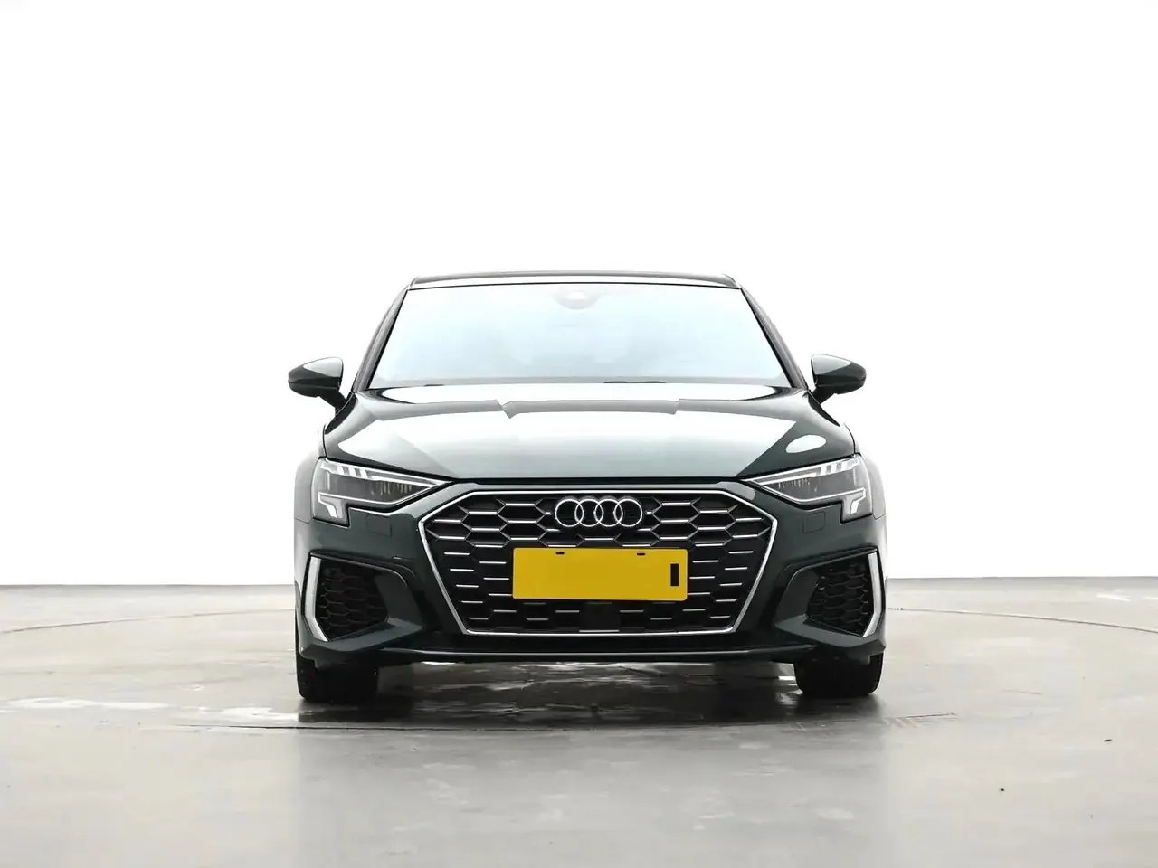 Audi 2022 A3 Sportback 1.4TFSI 35TFSI Fashion Sports Automatic 2