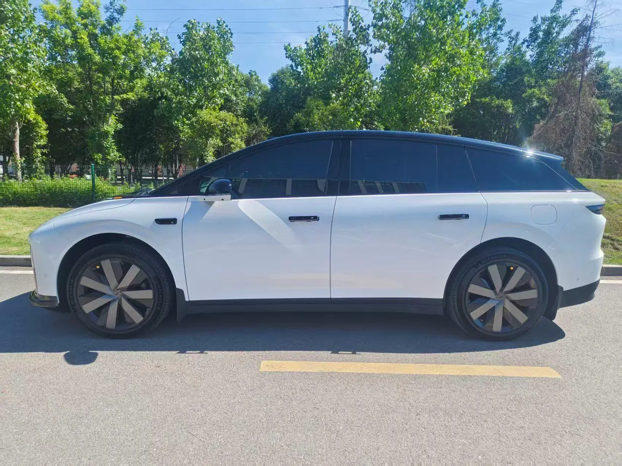 Li 2025 i6 four-wheel drive basic automatic transmission 10
