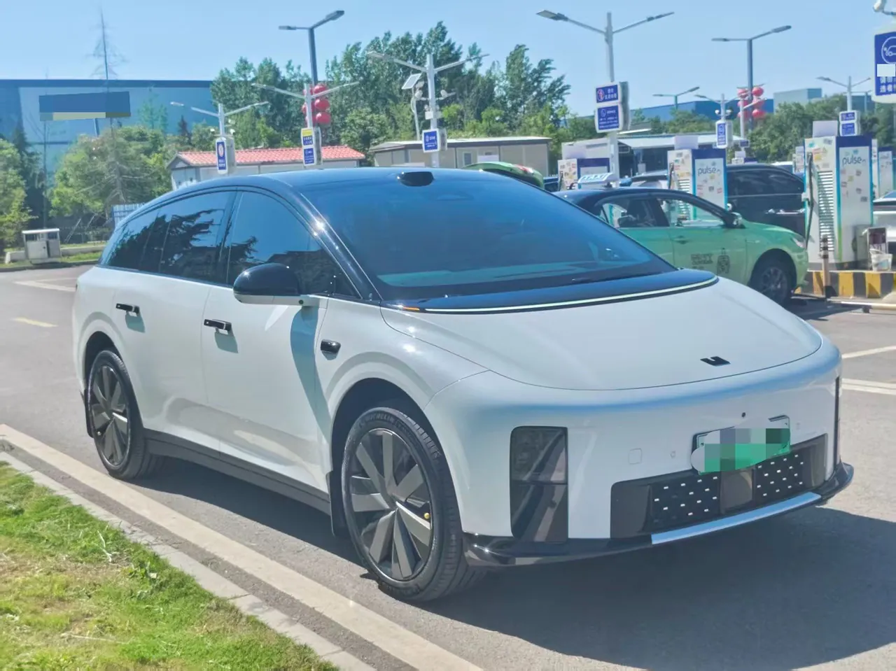 Li 2025 i6 four-wheel drive basic automatic transmission 3