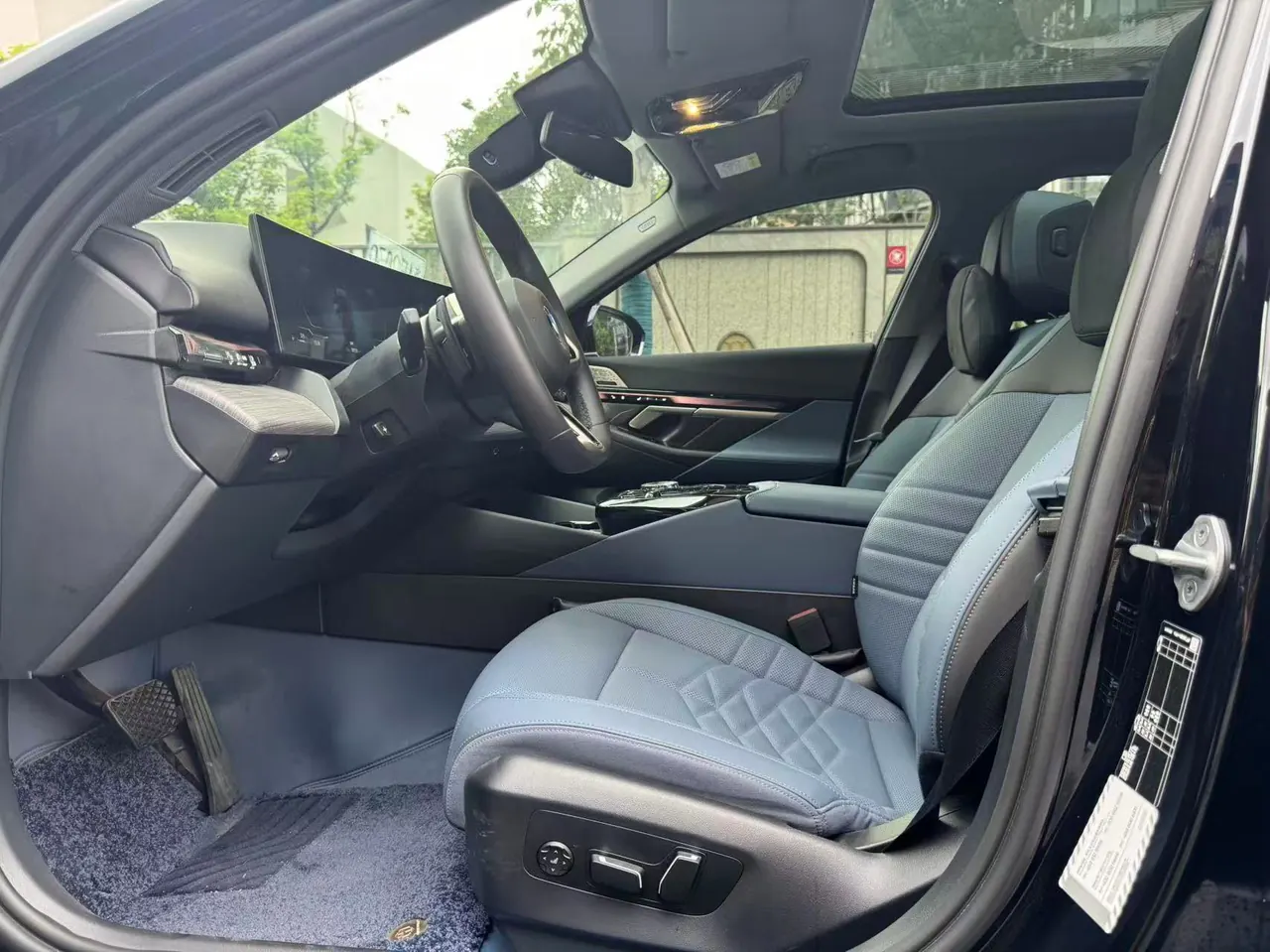 BMW 5 series 2025 530Li 48V 2.0T exclusive m sports suit automatic gear 7
