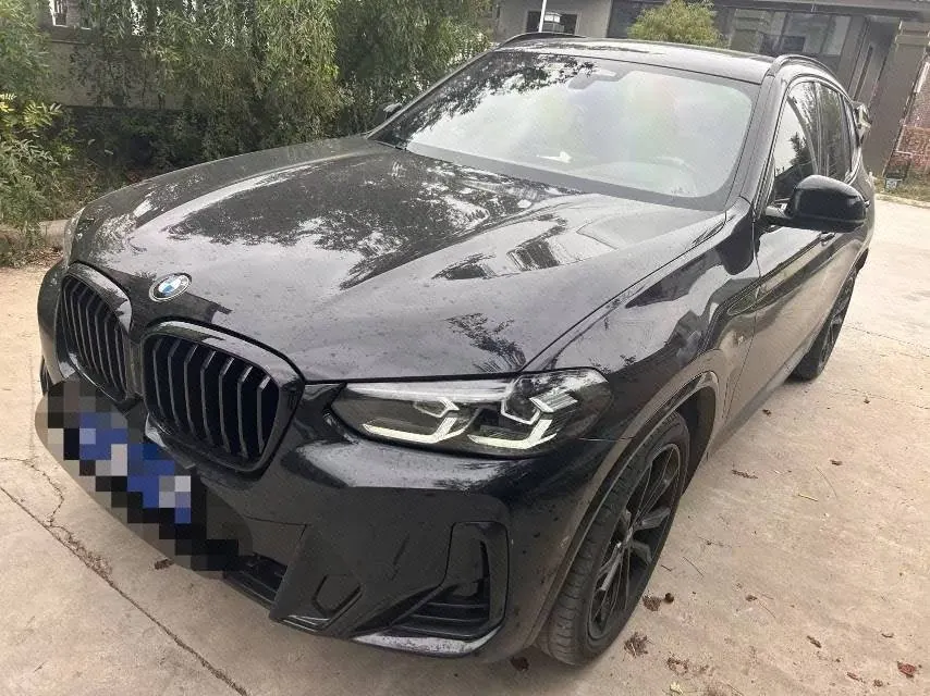 Open image lightbox: BMW 2022 X3 xDrive30i 2.0T exclusive M obsidian night set automatic gear