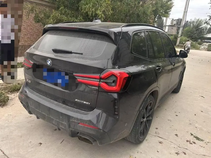 BMW 2022 X3 xDrive30i 2.0T exclusive M obsidian night set automatic gear 5