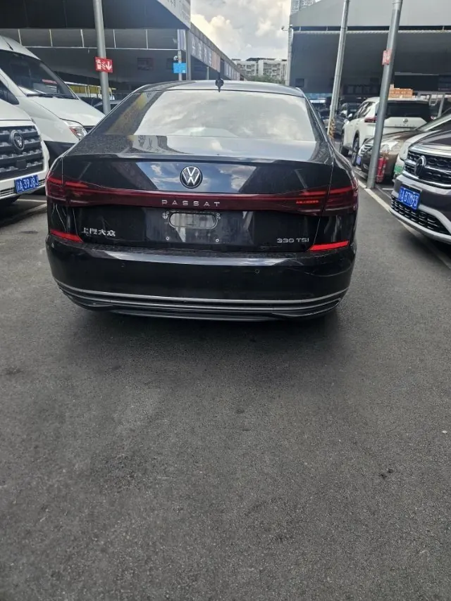 Volkswagen 2022 Passat 2.0TSI 330TSI Star Elite Edition Automatic Gear 4