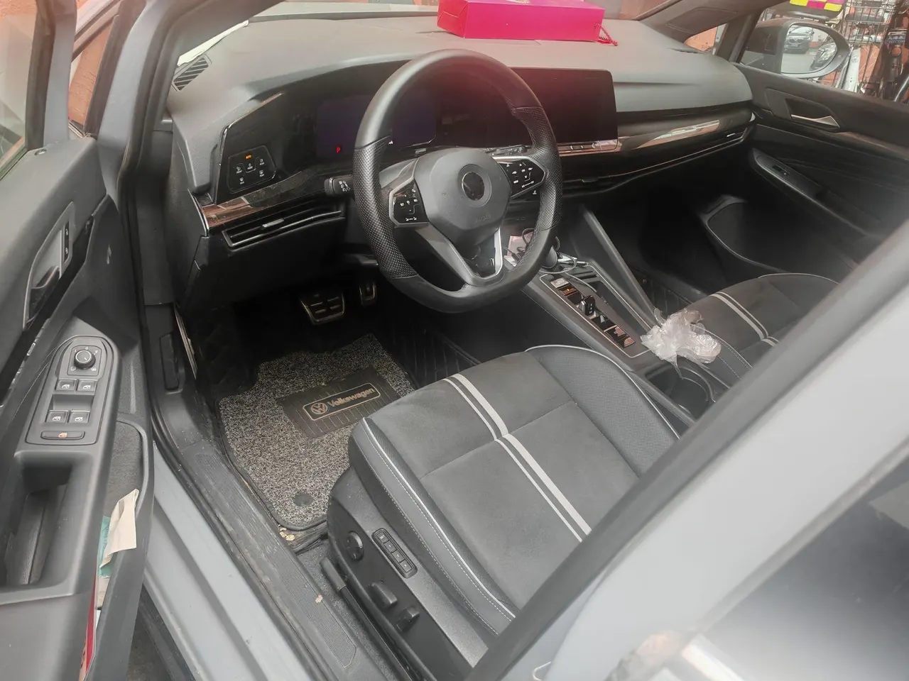 Volkswagen 2021 Golf 8 R-Line 1.4TSI 280TSI Automatic 2