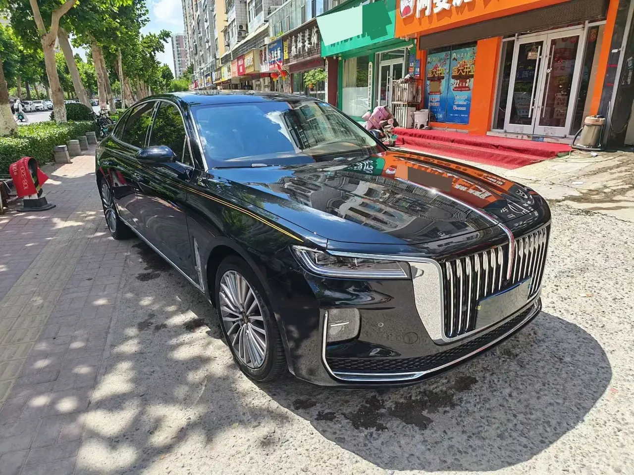 HongQi 2020 H9 48V 2.0T Zhilian Flag Edition Automatic Gear 3