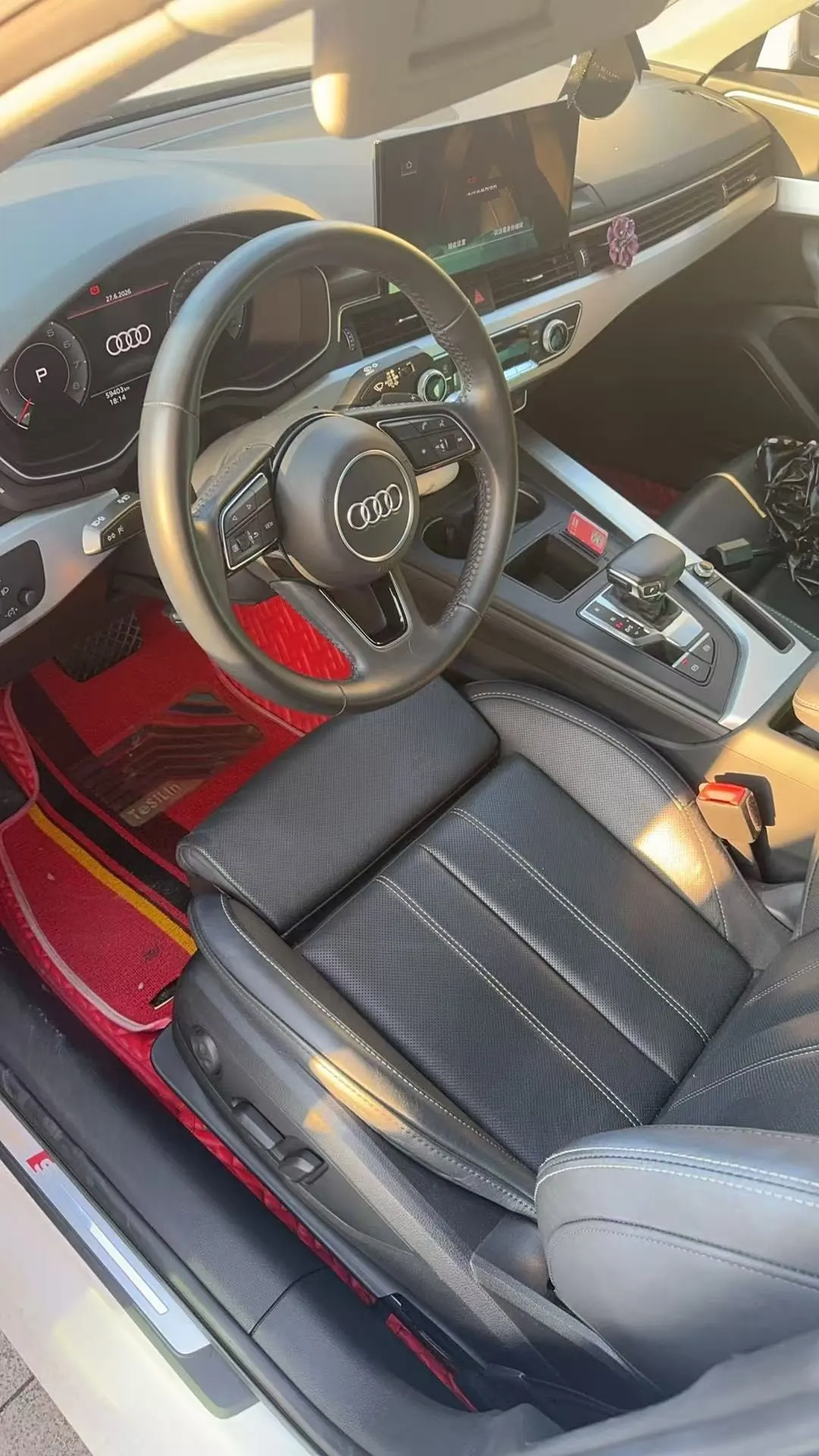 Audi 2020 A4L 2.0TFSI 40TFSI Deluxe Dynamic Automatic 5