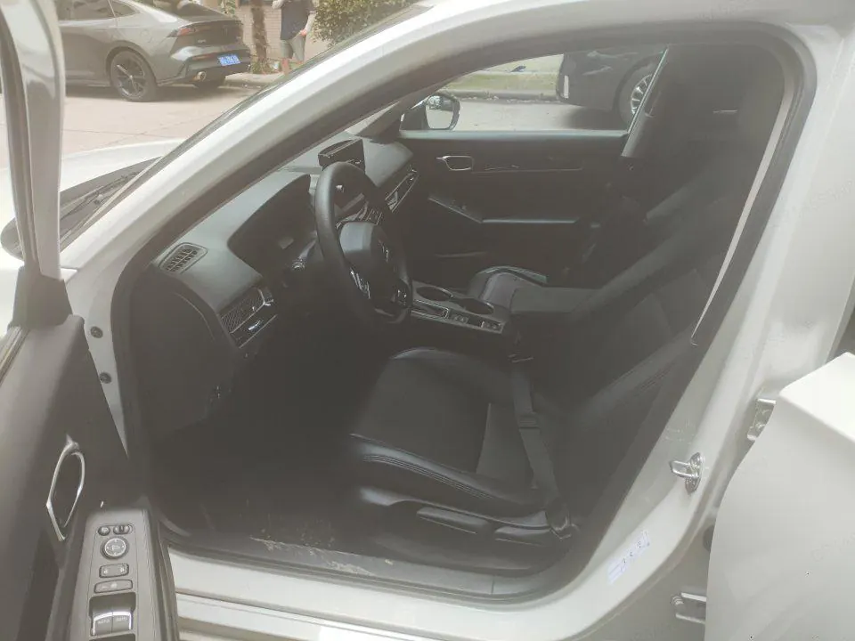 Honda 2023 Civic 1.5T CVT 240TURBO Sporty Edition Automatic 6