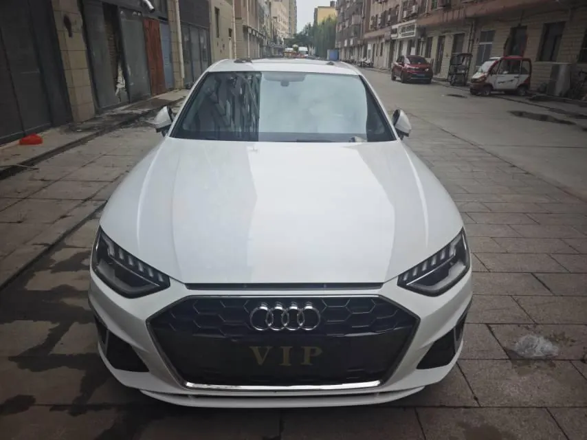 Audi 2020 A4L 2.0TFSI 40TFSI Fashion Dynamic Automatic 2