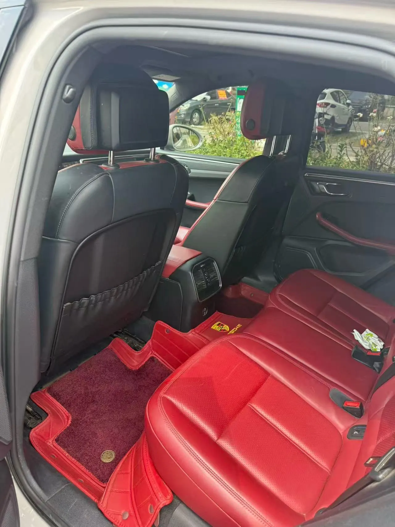 Porsche Macan (Imported) 2023 Macan 2.0T Automatic Gear 3