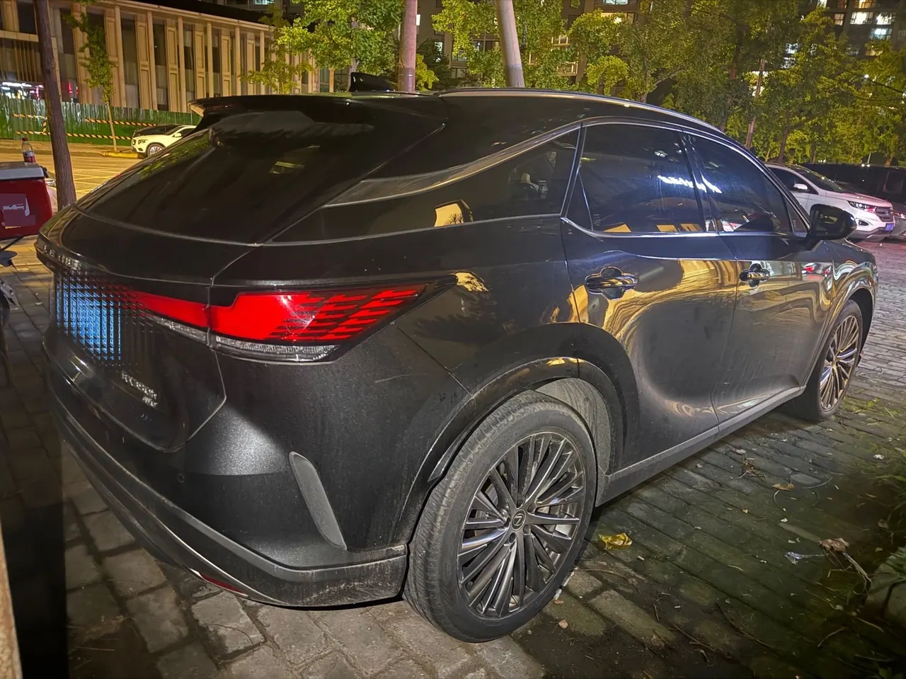 Lexus RX (Imported) 2023 RX350h 2.5 Stepless Four-wheel Drive Alcohol Edition Automatic Gear 2