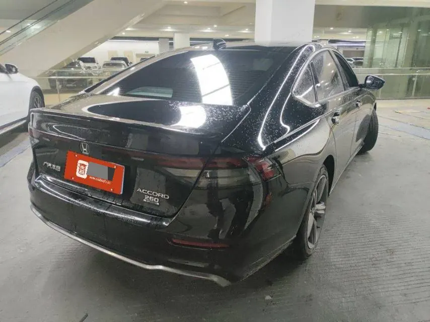 Honda 2023 11th Generation Accord 1.5T Stepless 260TURBO Premium Edition Automatic Gear 2
