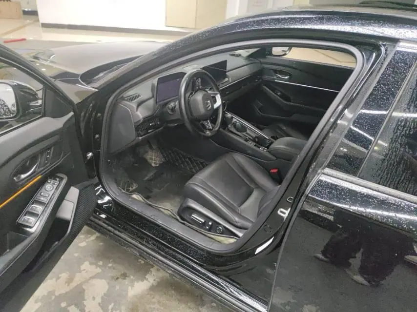Honda 2023 11th Generation Accord 1.5T Stepless 260TURBO Premium Edition Automatic Gear 3