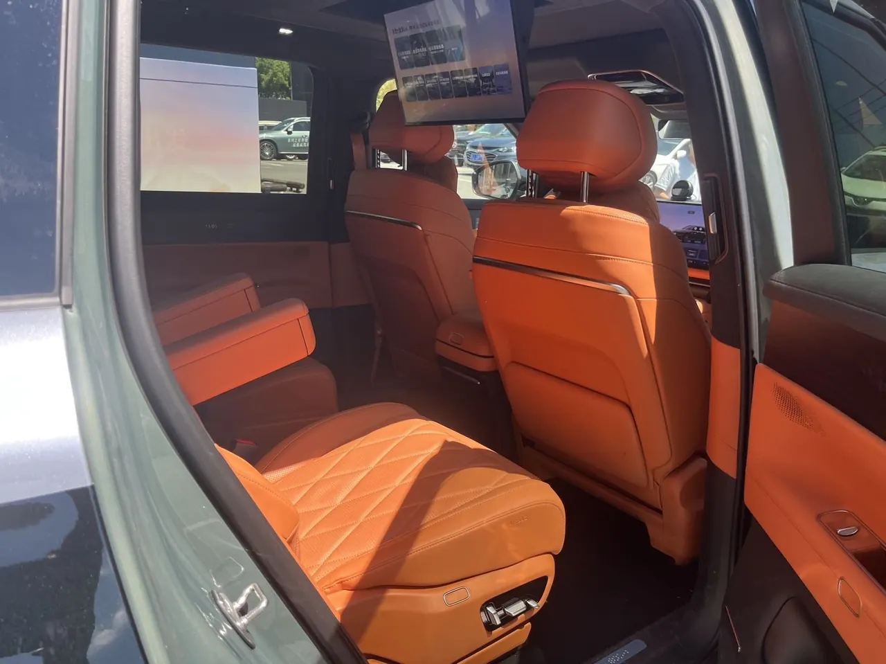 Volkswagen 2026 ID.ERA 9X Max 4-wheel drive automatic gear 5