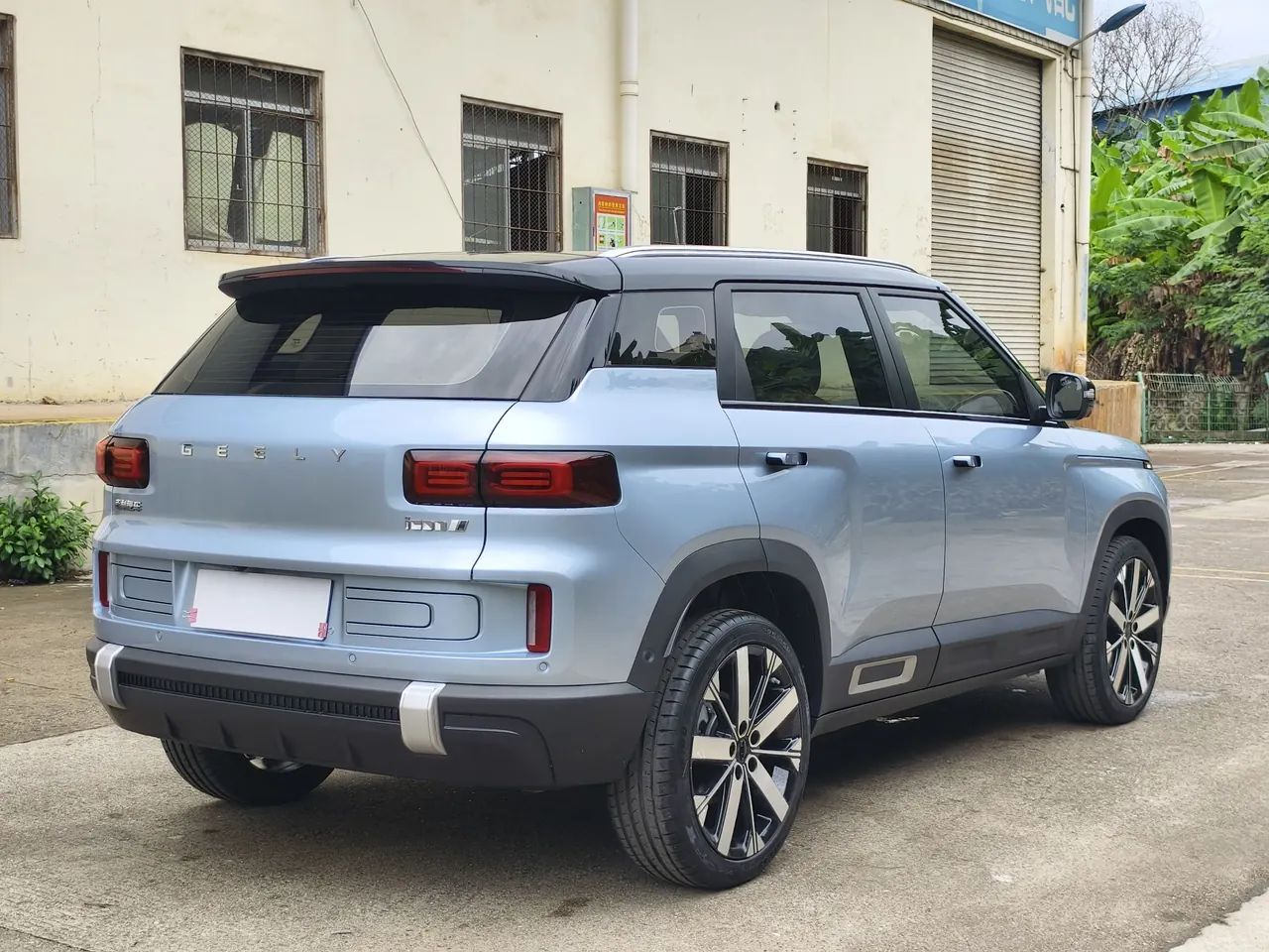 Geely 2023 icon 1.5TD chocolate alcohol version automatic gear 4