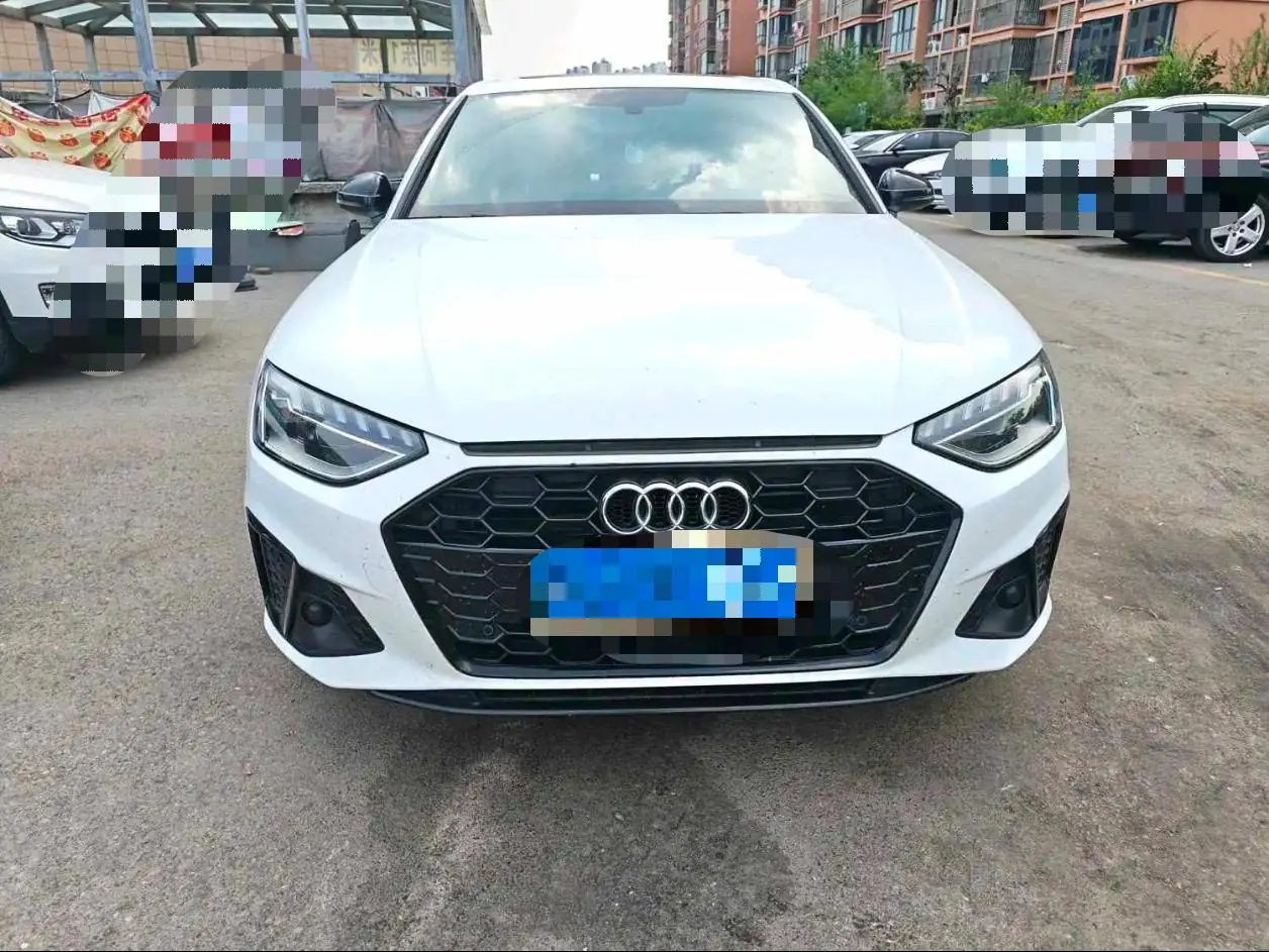 Audi 2022 A4L 2.0TFSI 40TFSI Deluxe Dynamic Automatic 2