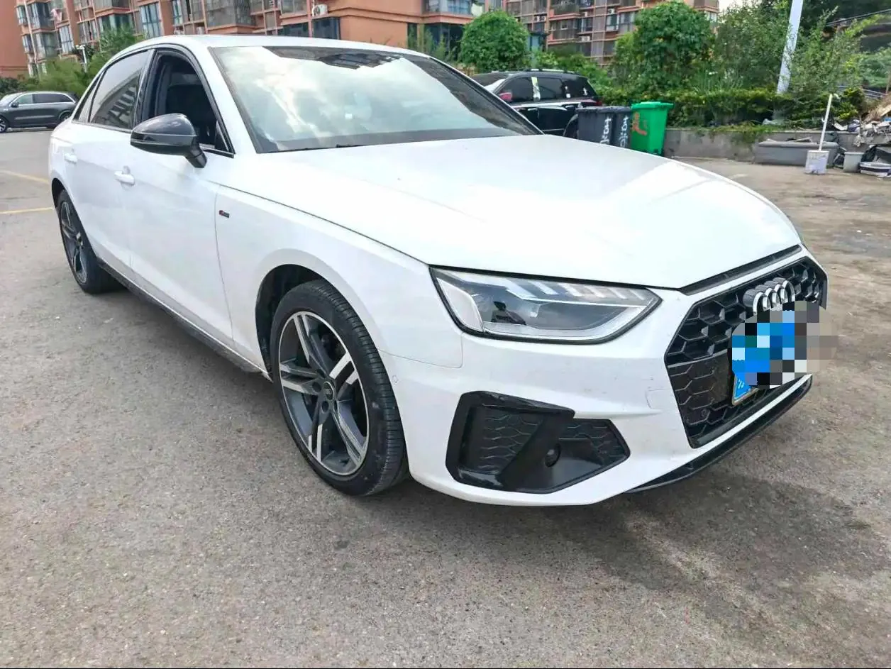 Audi 2022 A4L 2.0TFSI 40TFSI Deluxe Dynamic Automatic 3