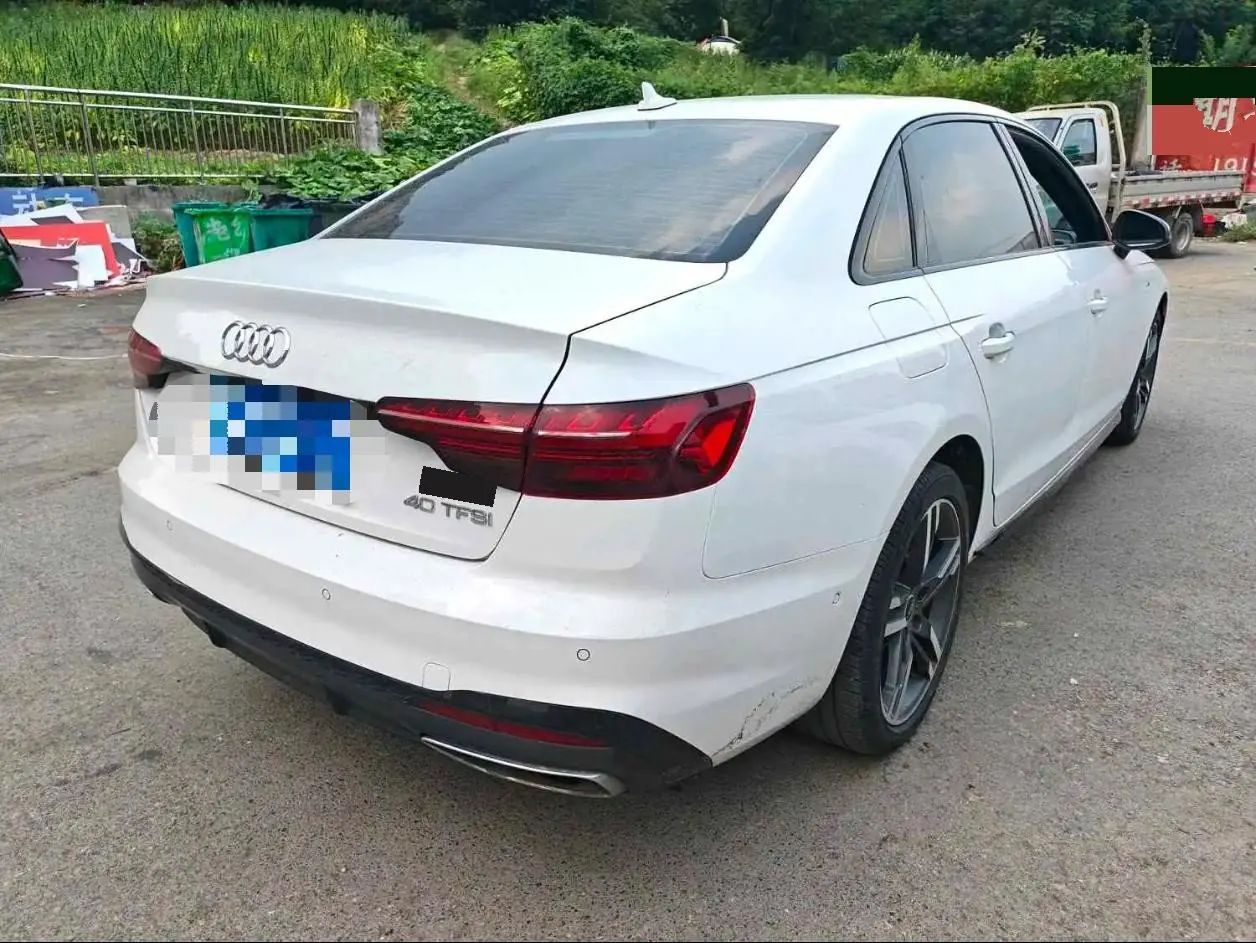 Audi 2022 A4L 2.0TFSI 40TFSI Deluxe Dynamic Automatic 4
