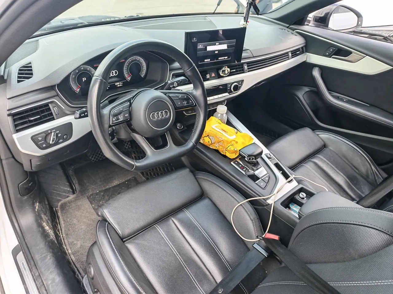 Audi 2022 A4L 2.0TFSI 40TFSI Deluxe Dynamic Automatic 6