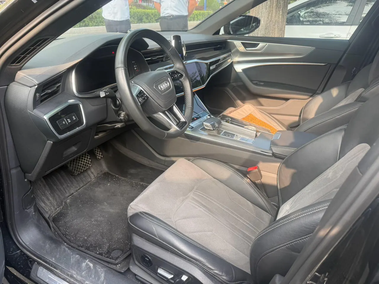 Audi 2023 A6L 2.0TFSI 45TFSI Selected Dynamic Automatic 3
