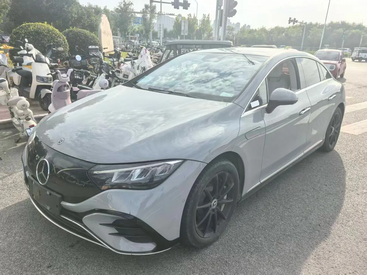 Mercedes Benz 2022 EQE 350 EQE 350 Pioneer Edition Automatic - View 1