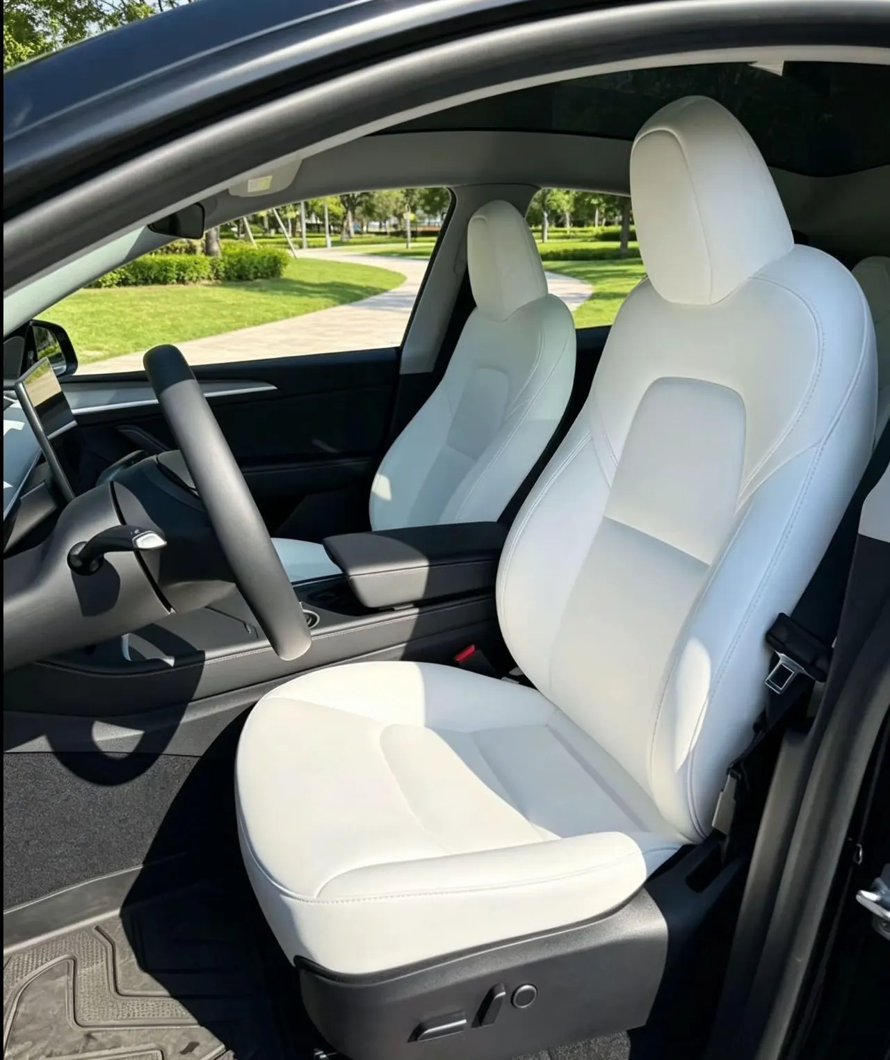 Tesla 2022 Model Y rear-wheel drive version (facelift) automatic gear 3