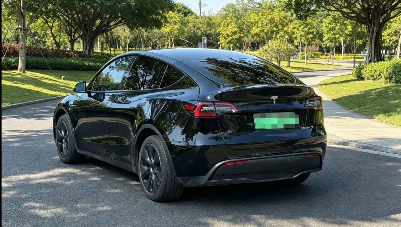 Tesla 2022 Model Y rear-wheel drive version (facelift) automatic gear 5