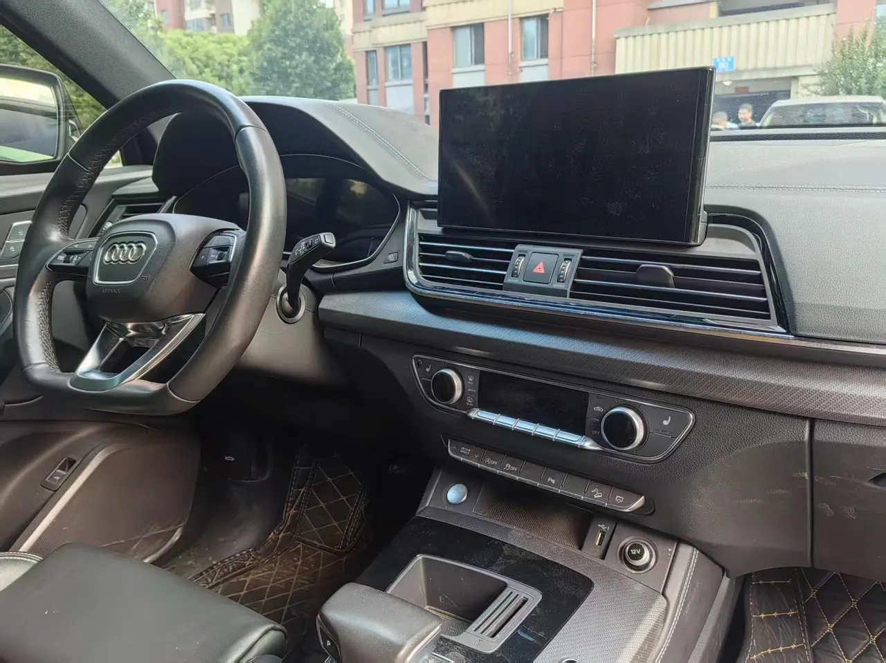 Audi 2022 Q5L 2.0TFSI 40TFSI luxury dynamic automatic 2
