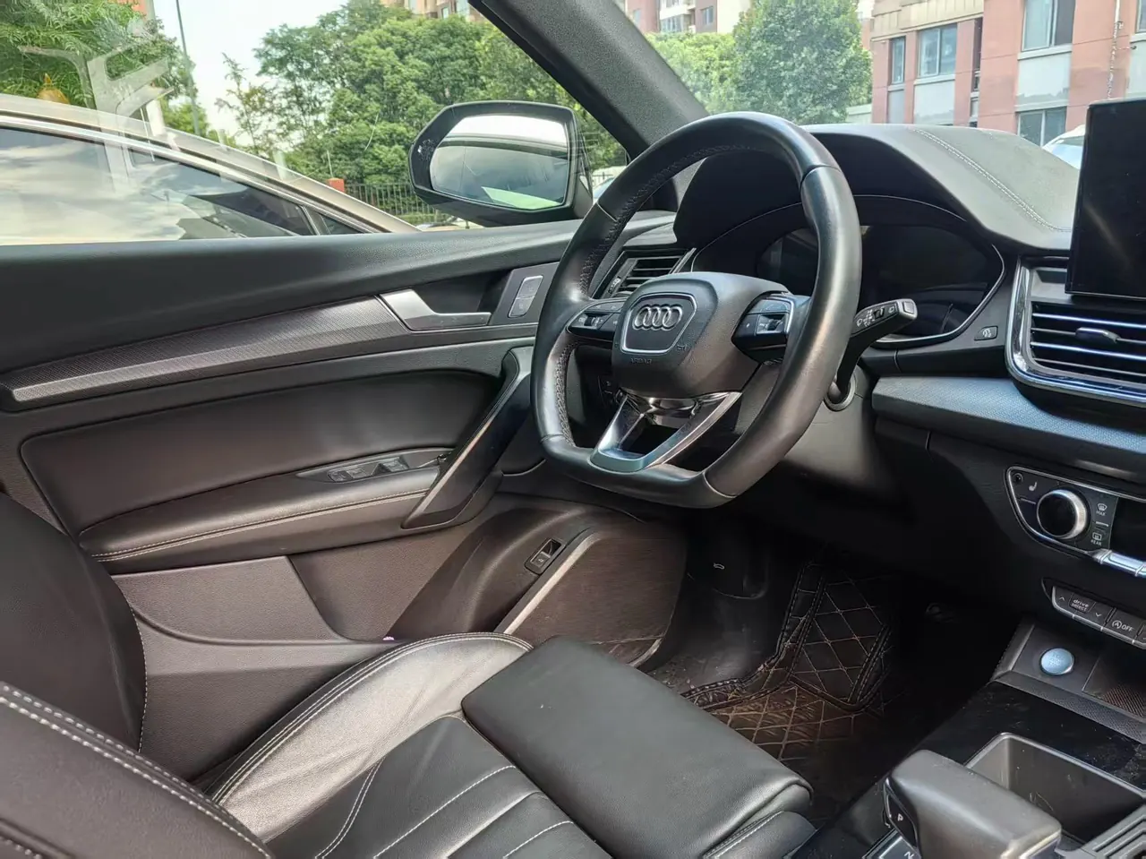 Audi 2022 Q5L 2.0TFSI 40TFSI luxury dynamic automatic 3