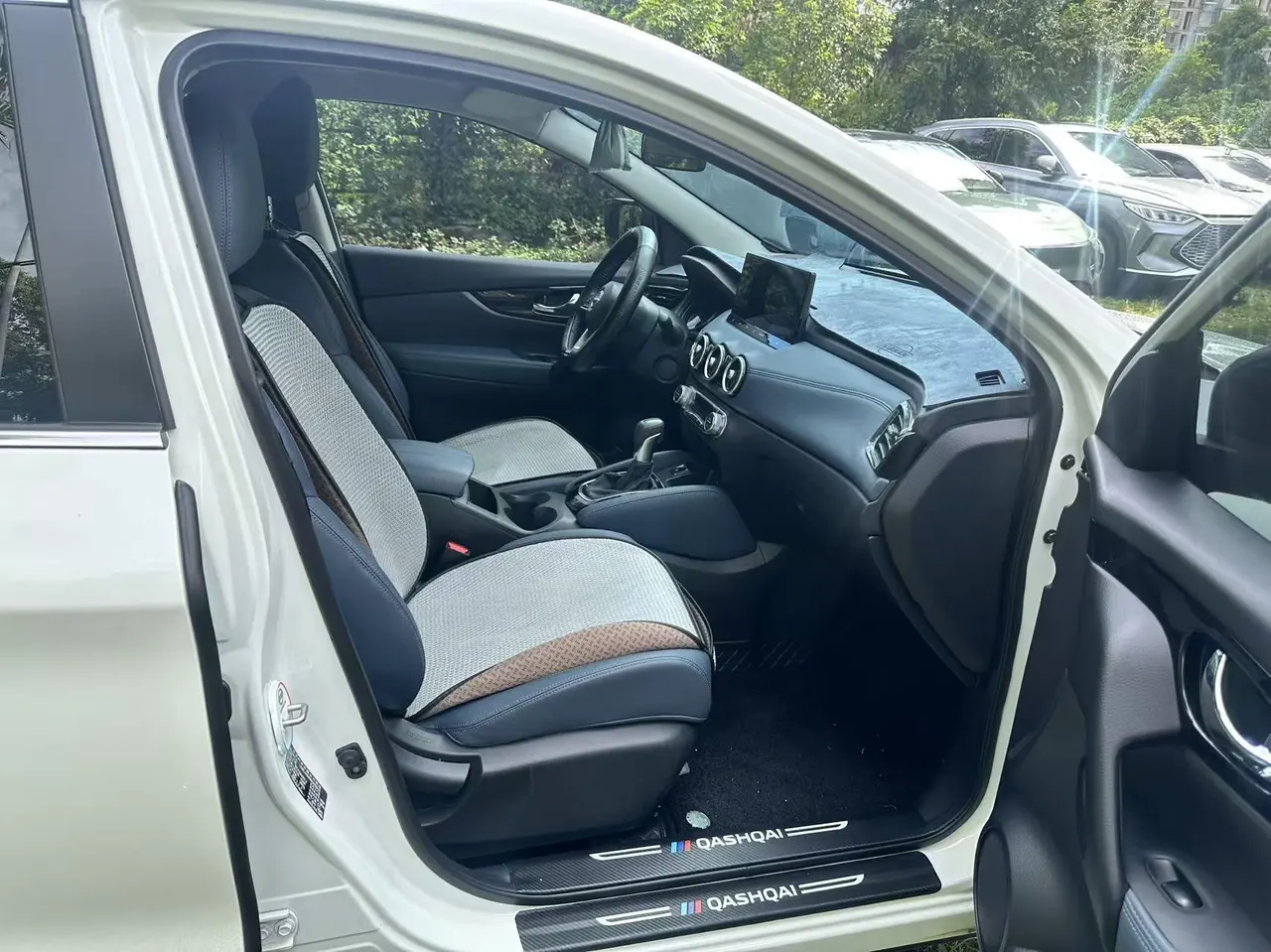 Nissan 2025 Xiao Ke Honor 2.0 Stepless Honor XV Leading Edition Automatic Gear 3