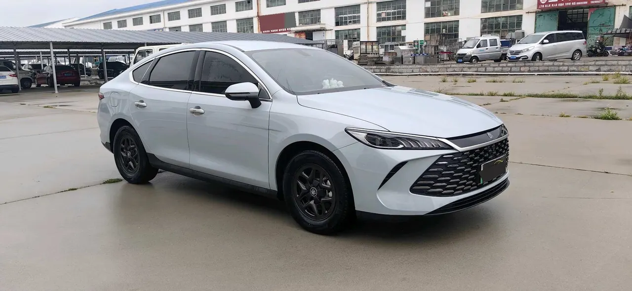 BYD 2025 Qin PLUS DM-i 1.5 stepless intelligent driving version 55KM leading automatic gear 2