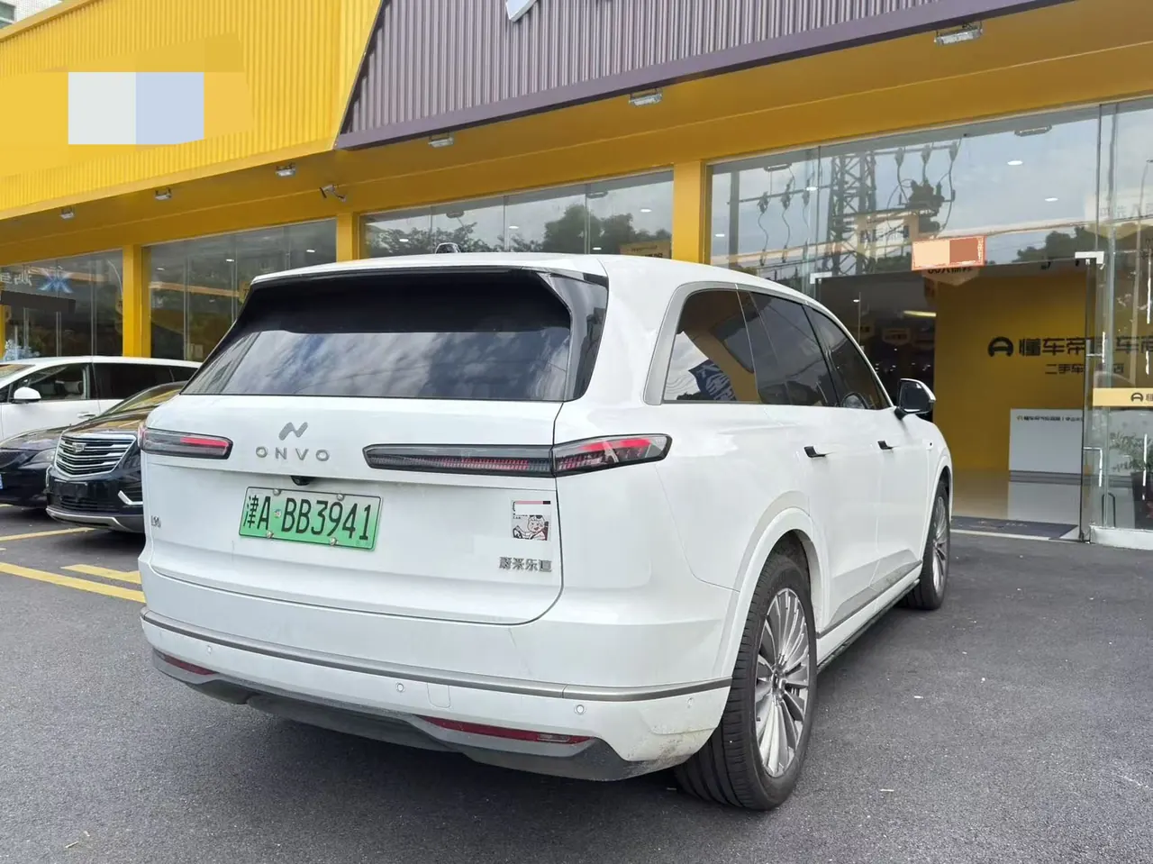 ONVO 2025 L90 Pro six-seat automatic gear 6