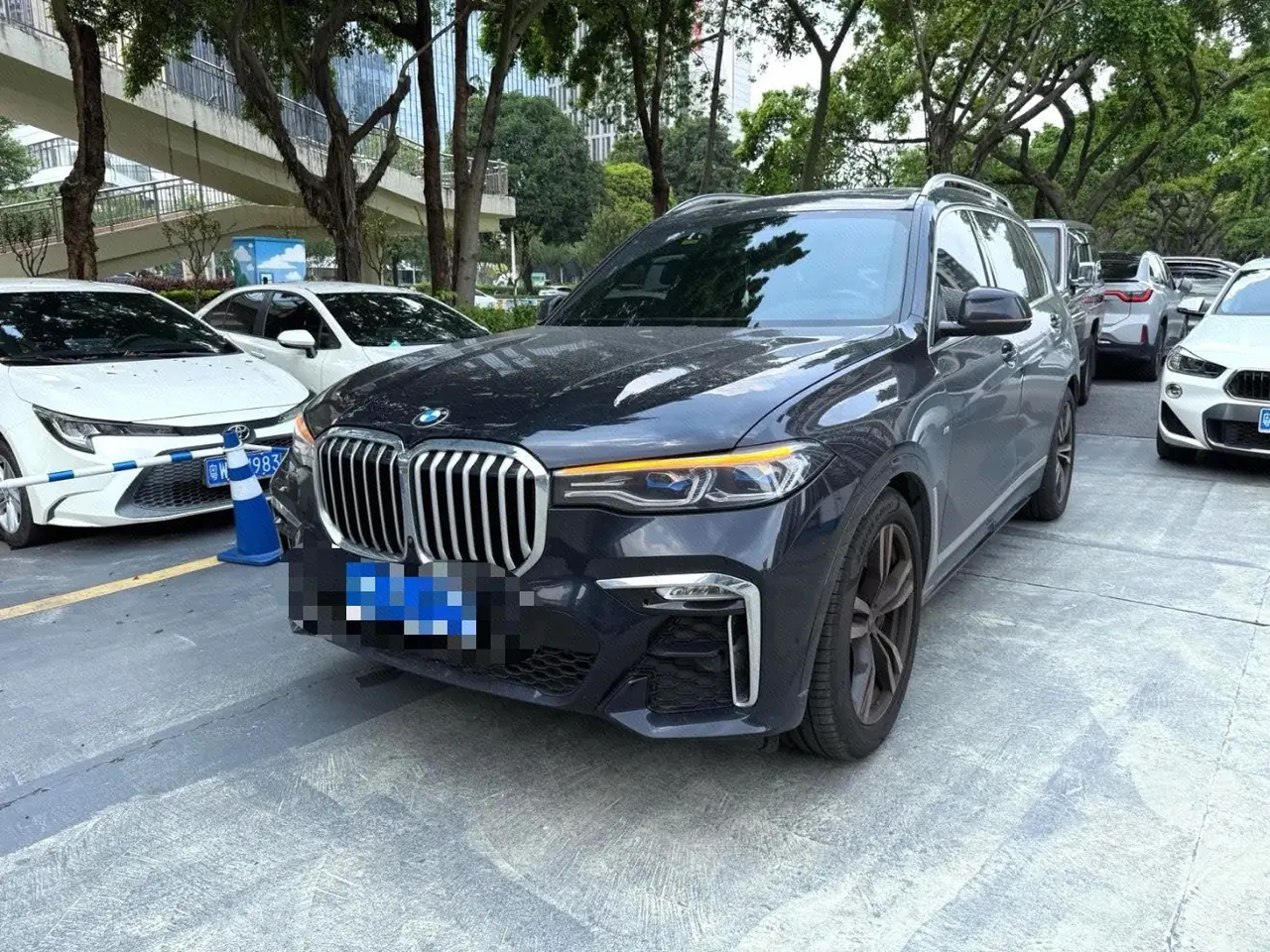 BMW X7 (Imported) 2022 X7 xDrive40i 3.0T Exclusive M Sports Suit Automatic Gear - View 1