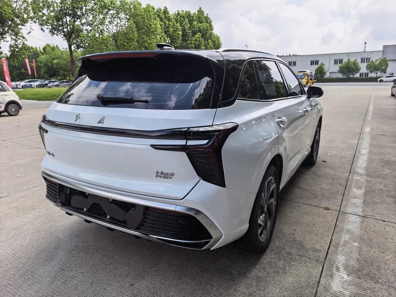 HongQi 2025 HS3 PHEV 1.5T 117km Strong for PLUS Edition Automatic Gear 5