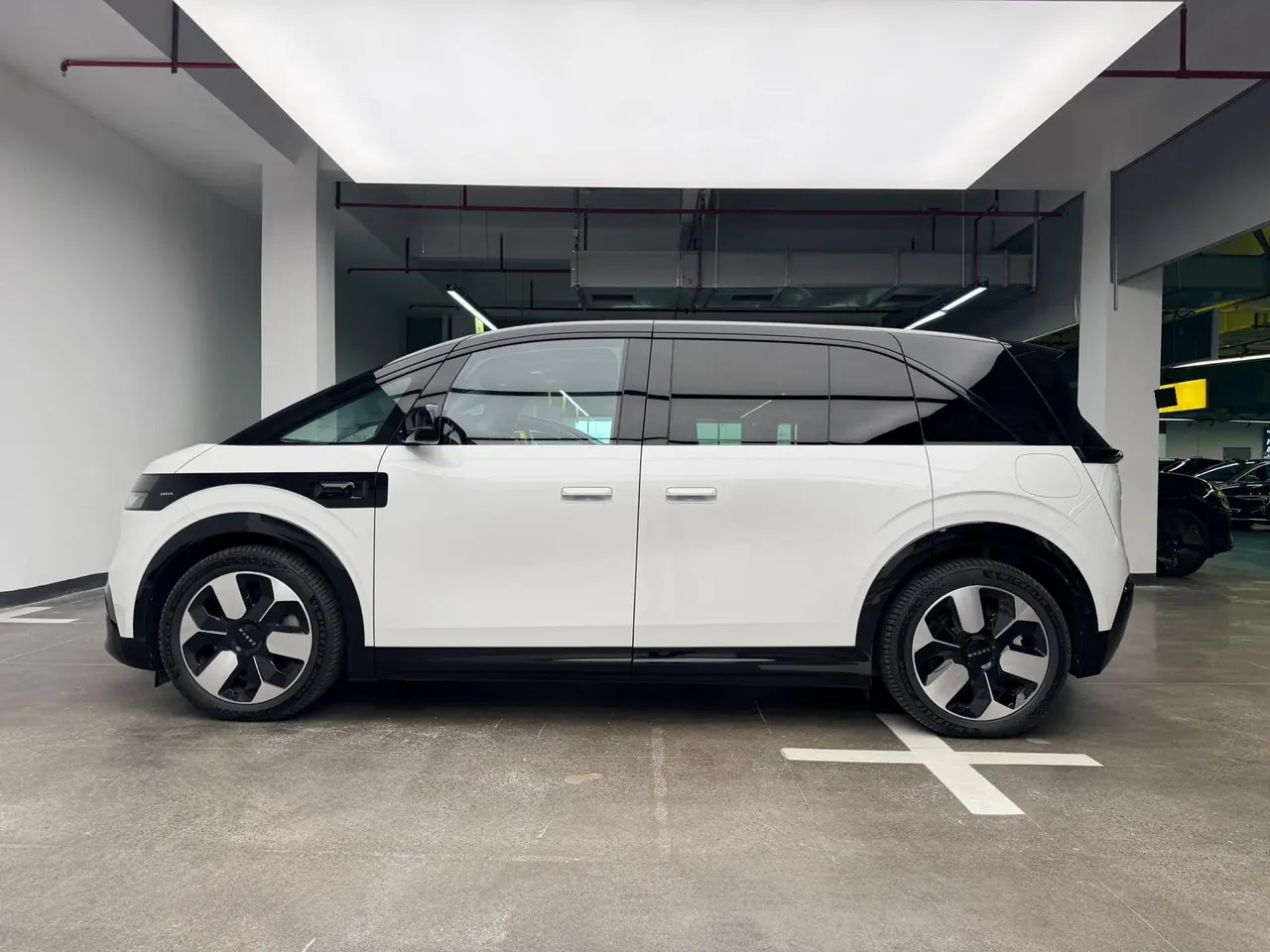 Zeekr 2025 Zeekr MIX Smart Driving Edition Automatic Transmission 7
